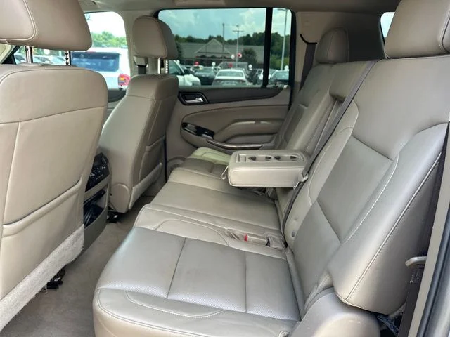 Used 2019 Gray GMC SLT image 16