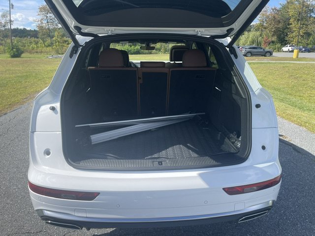Used 2024 White Audi S line Premium image 9