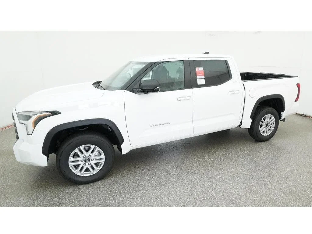 New 2026 Ice Cap Toyota SR5 image 3