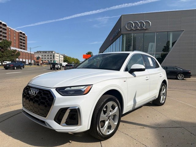 2023 Audi Q5 45 S line Premium