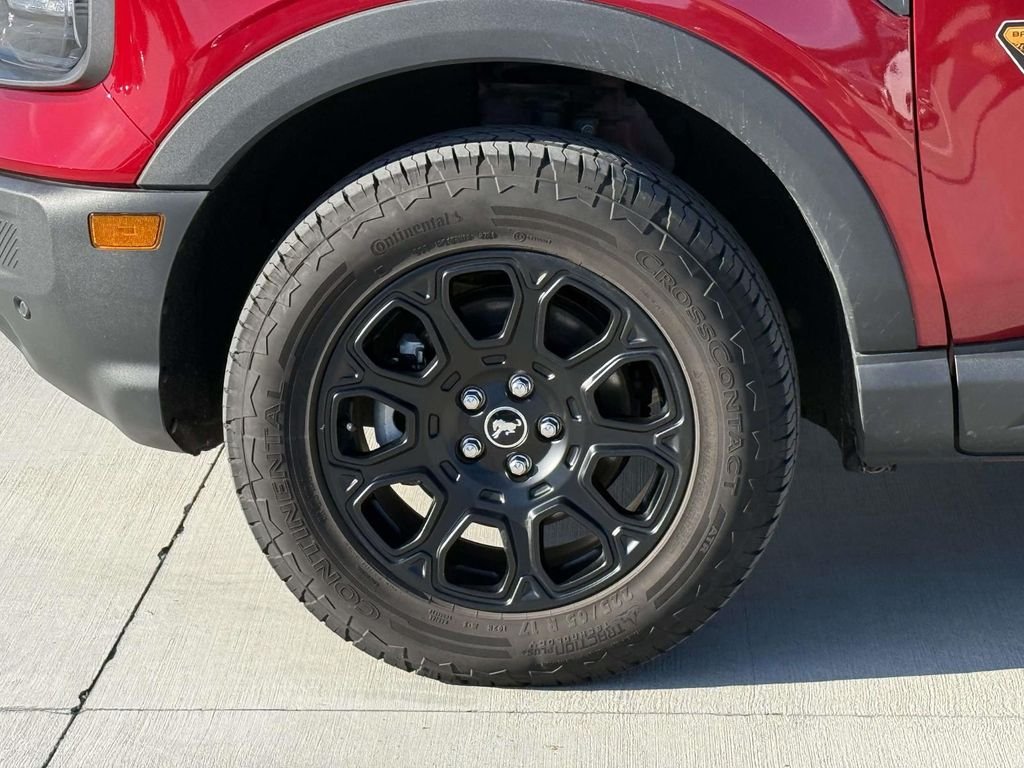 Used 2025 Red Ford Badlands image 12