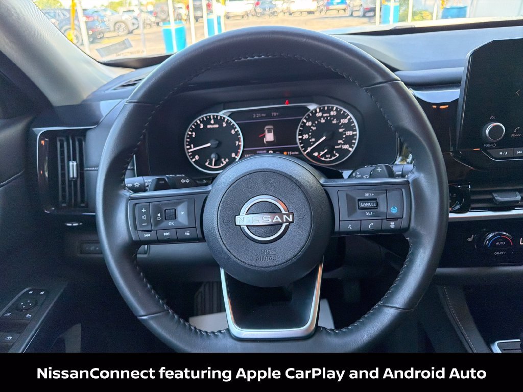 Used 2025 White Nissan SV image 17