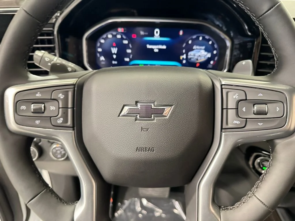 New 2026 Summit White Chevrolet RST image 15