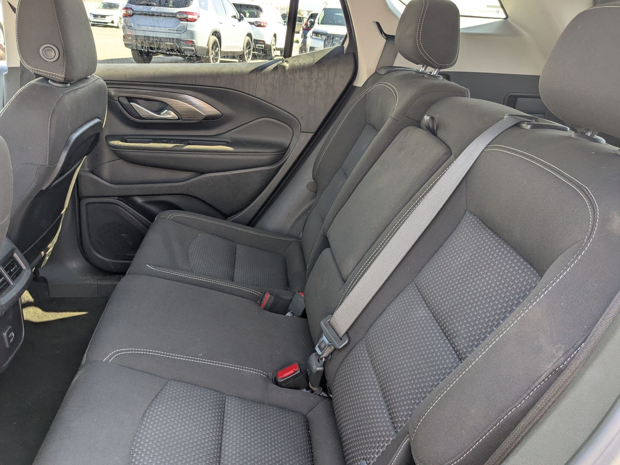 2024 GMC Terrain SLE - Photo 31
