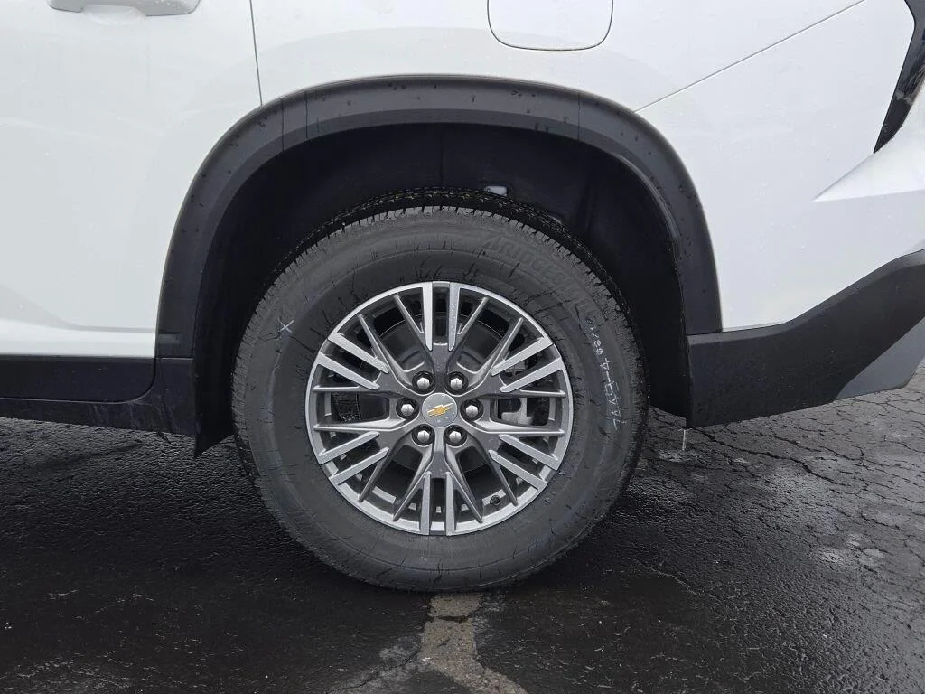 2026 Chevrolet Traverse LT - Photo 15