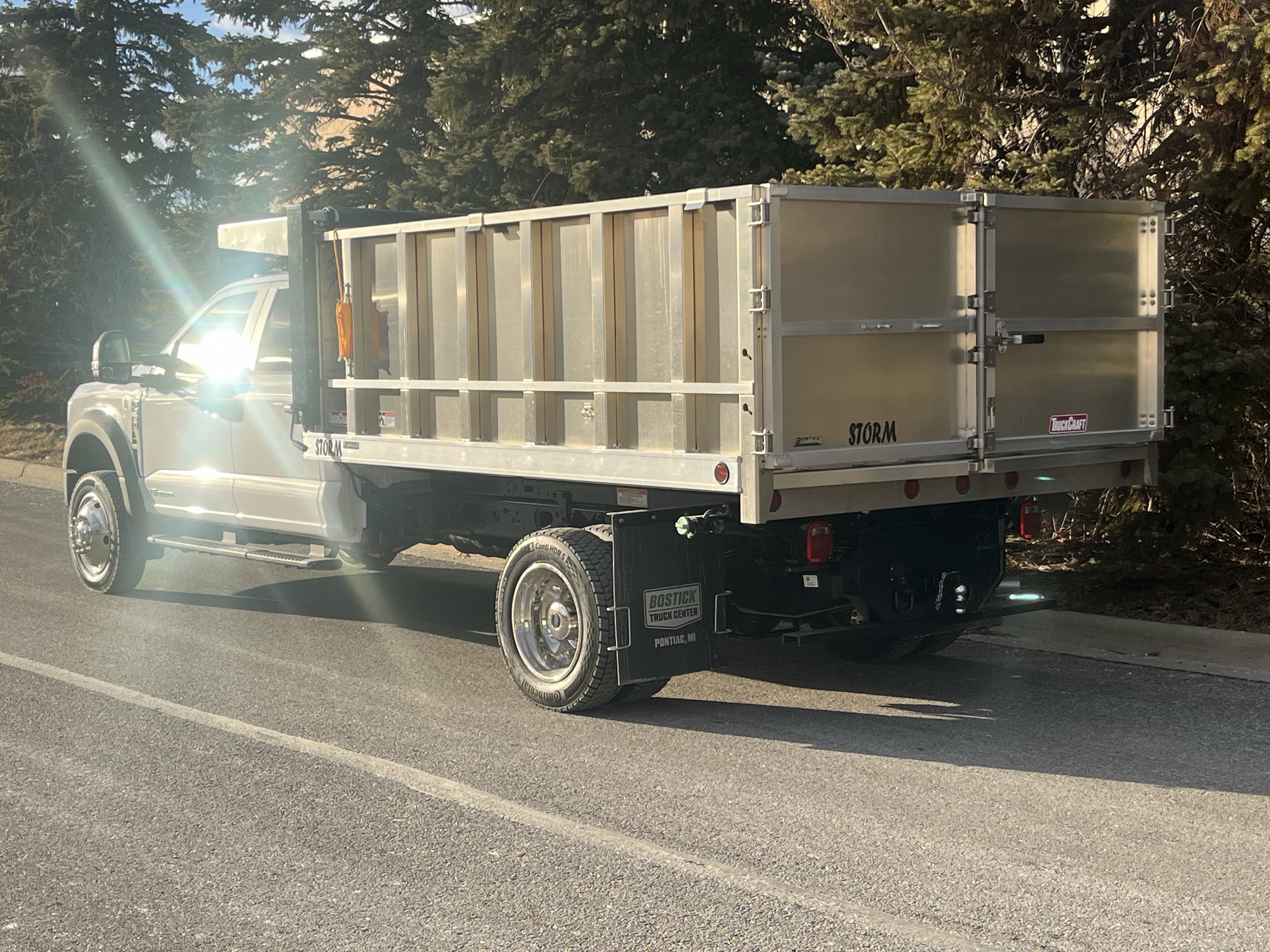 New 2026 Oxford White Ford DUMP BODY image 4