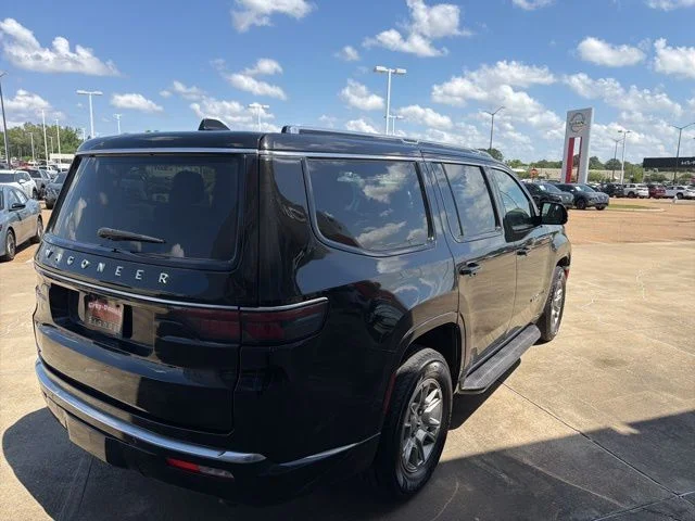 Used 2023 Black Jeep Base image 5