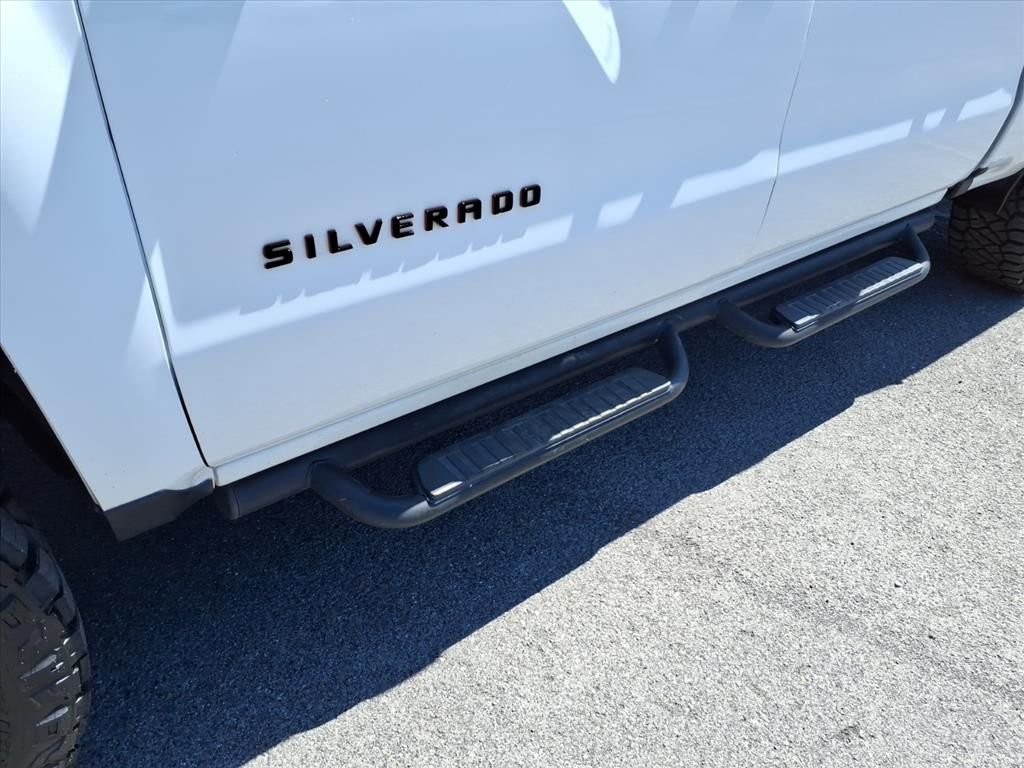 Used 2018 Summit White Chevrolet LTZ image 11