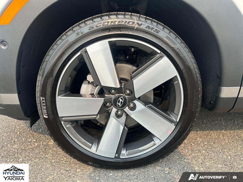 2026 Hyundai Santa Fe Limited - Photo 7