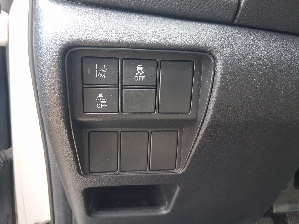 Used 2021  Honda EX image 27