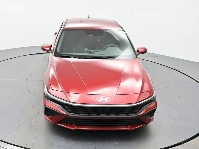 Used 2024 Ultimate Red Hyundai SEL image 29