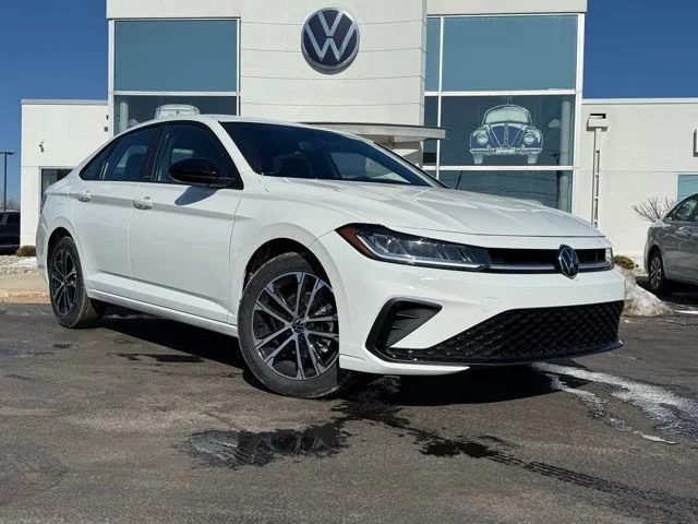 New 2026 White Volkswagen 1.5T Sport image 1