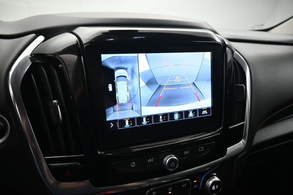 Certified Used 2020 White Chevrolet 3LT image 16