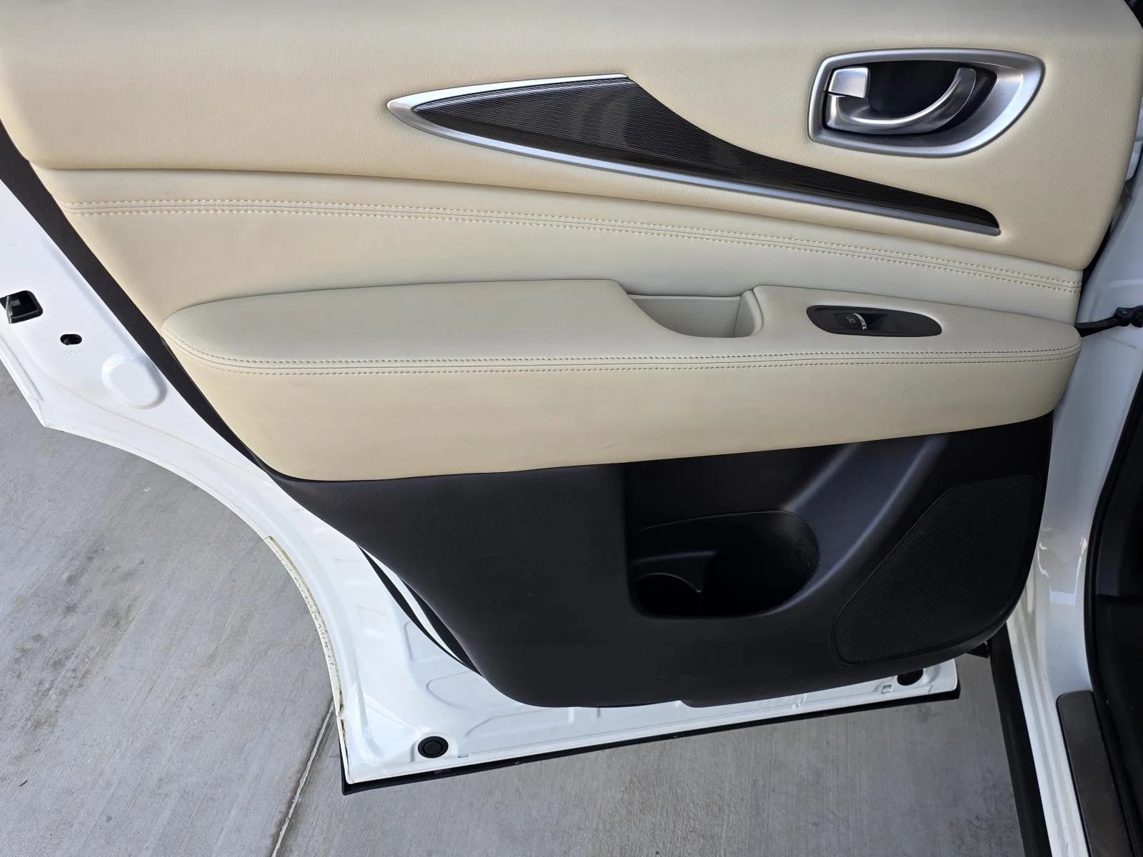 Used 2020 Majestic INFINITI LUXE image 41