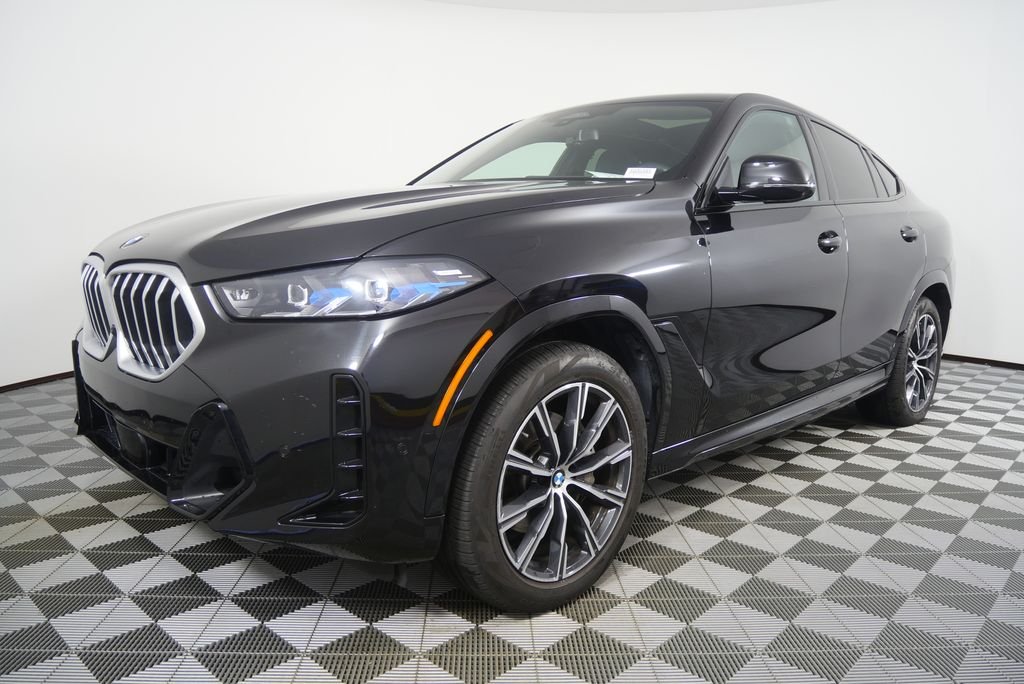 Certified Used 2025 Black Sapphire Metallic BMW xDrive40i image 6