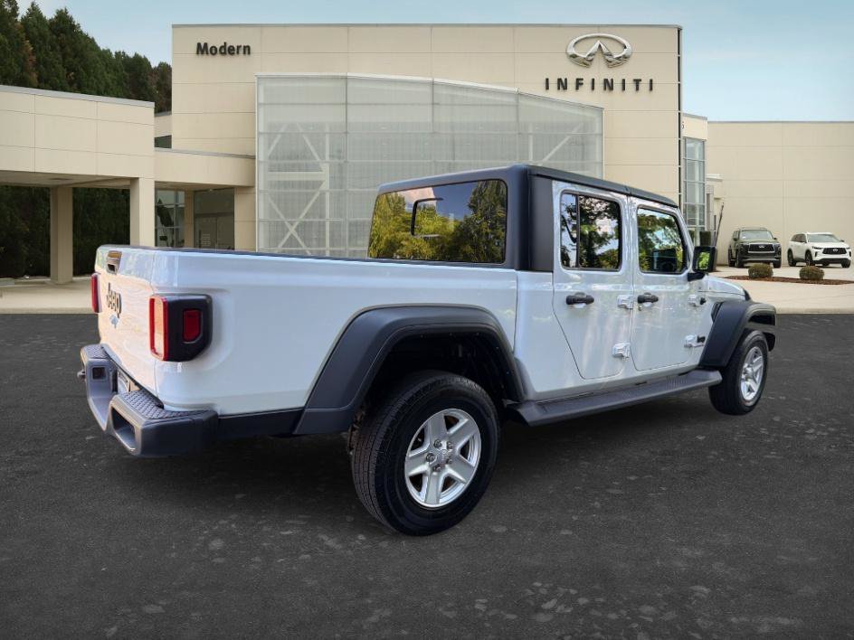 Used 2023 Bright White Clearcoat Jeep Sport S image 5
