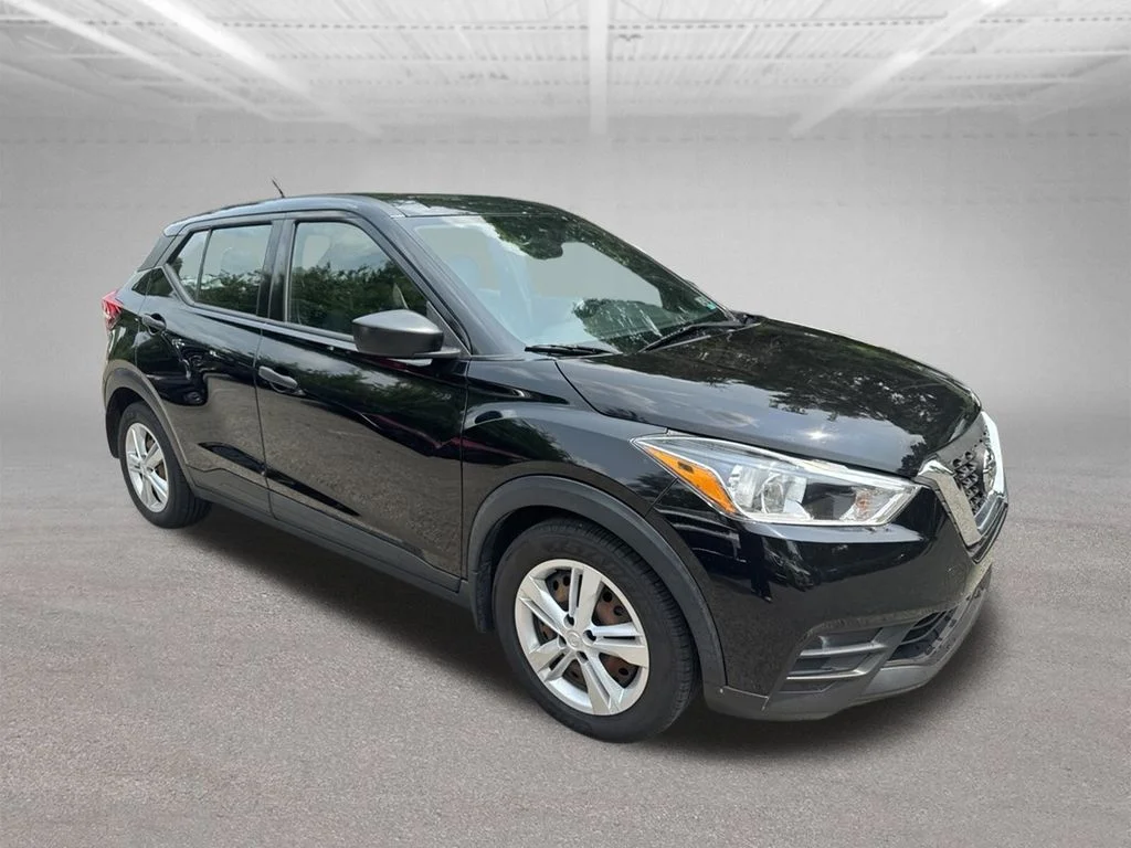 Used 2020 Black Nissan S image 8
