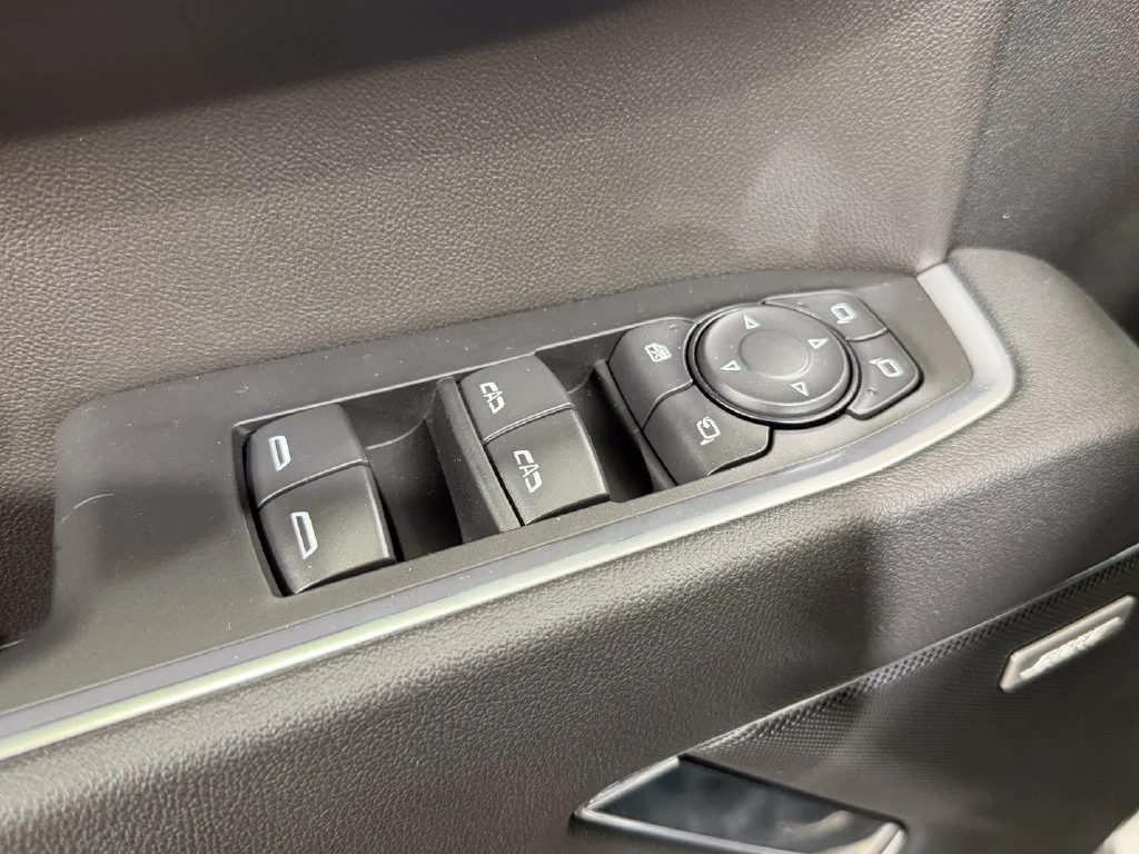 2026 GMC Sierra 1500 SLT - Photo 29