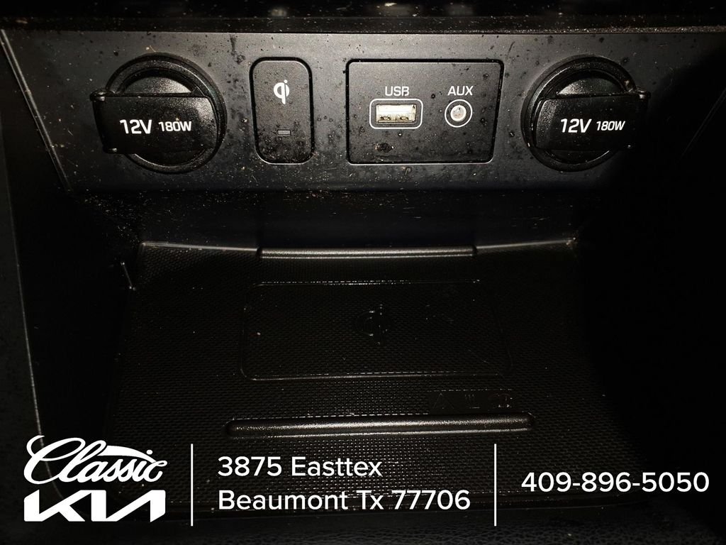 Used 2019 Black Hyundai Sport image 23