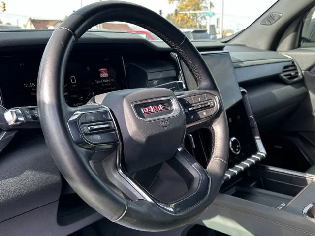 Used 2025 Black GMC AT4 image 33