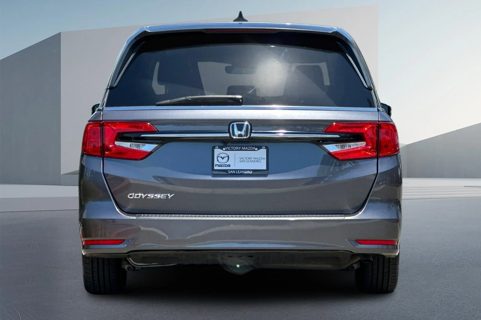 Used 2024 Gray Honda EX-L image 5