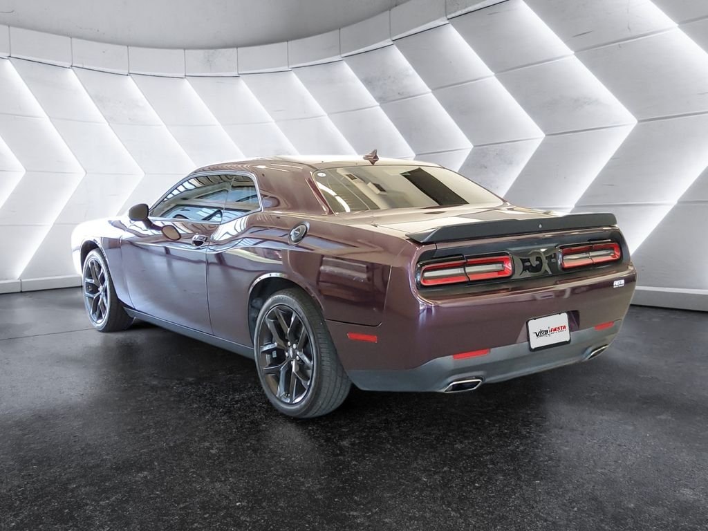 Used 2022 Purple Dodge SXT image 6
