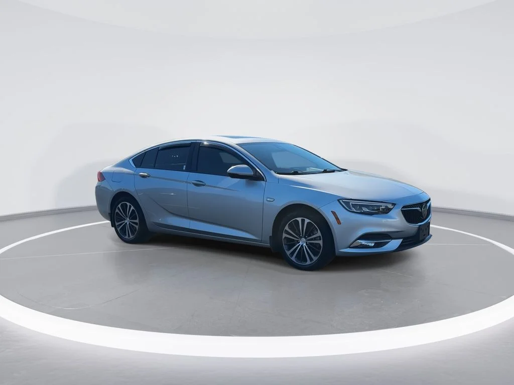 Used 2018 Silver Buick Essence image 2