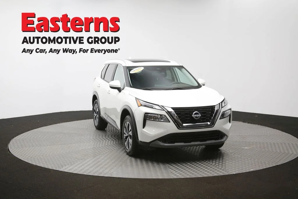 Used 2023 White Nissan SV image 51