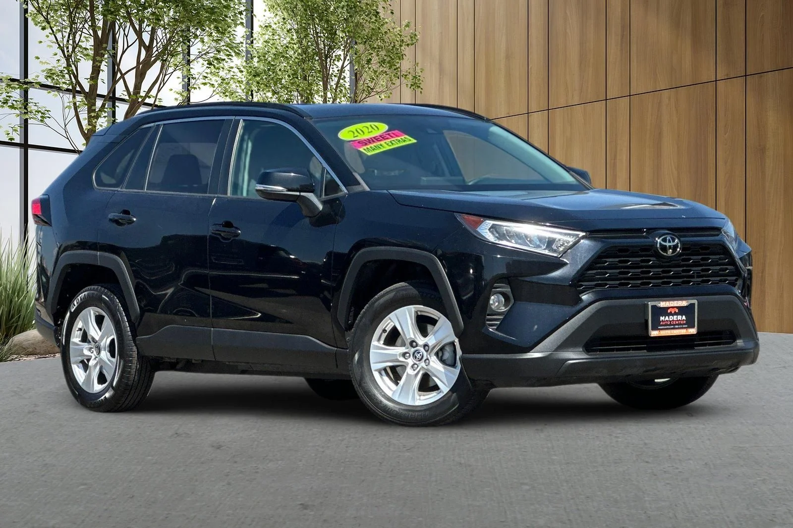 Used 2021 Black Toyota XLE image 1