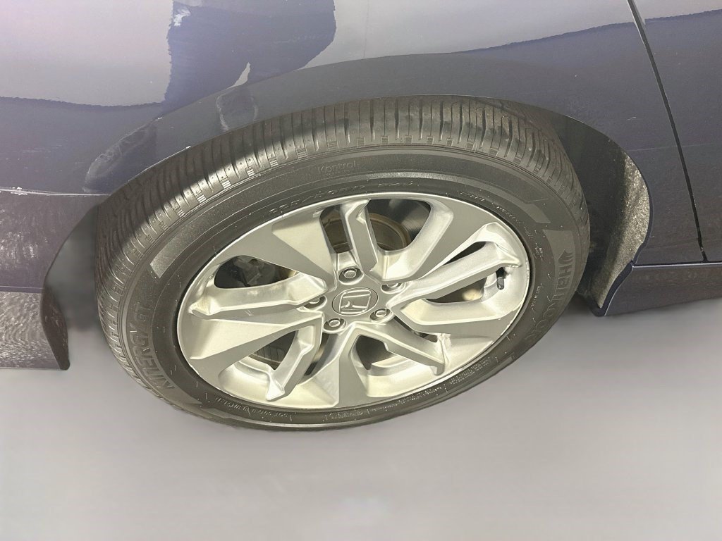 Used 2019 Still Night Pearl Honda LX 1.5T image 29