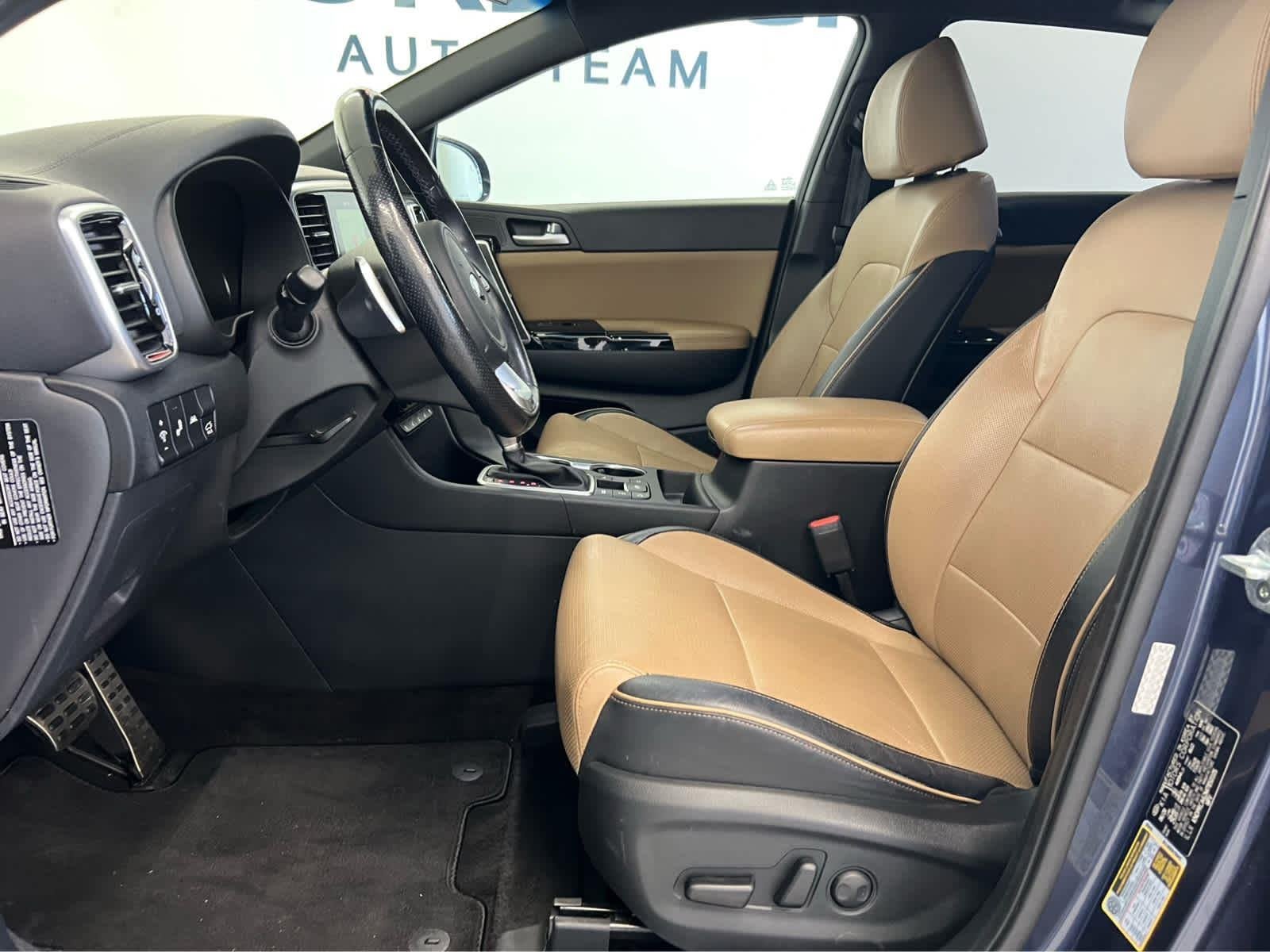 2021 Kia Sportage SX Turbo - Photo 12