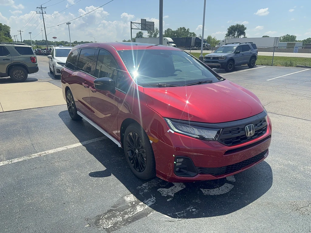 New 2026 Radiant Red Metallic II Honda Sport-L image 3