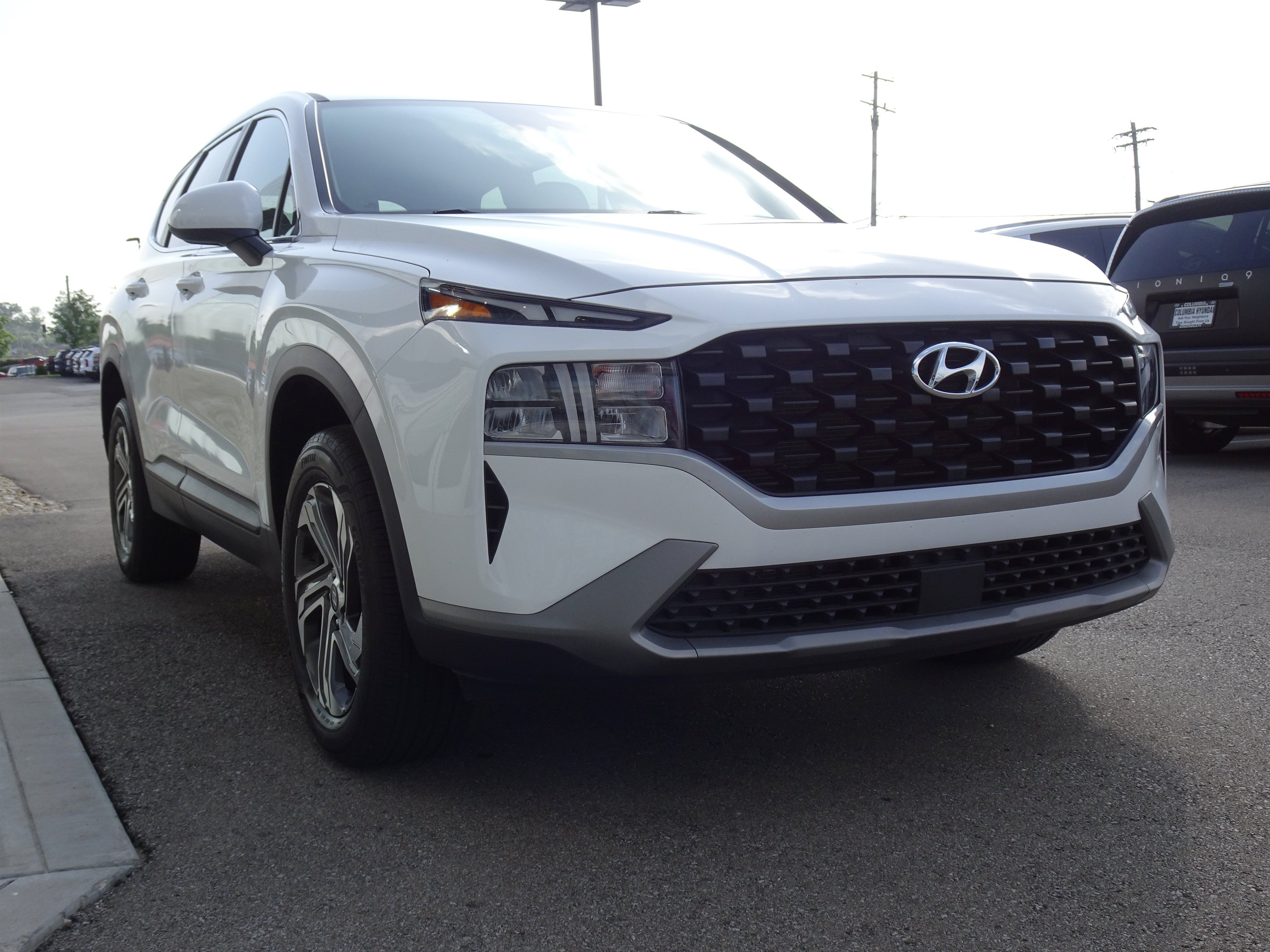 Used 2023 Serenity White Pearl Hyundai SE image 6