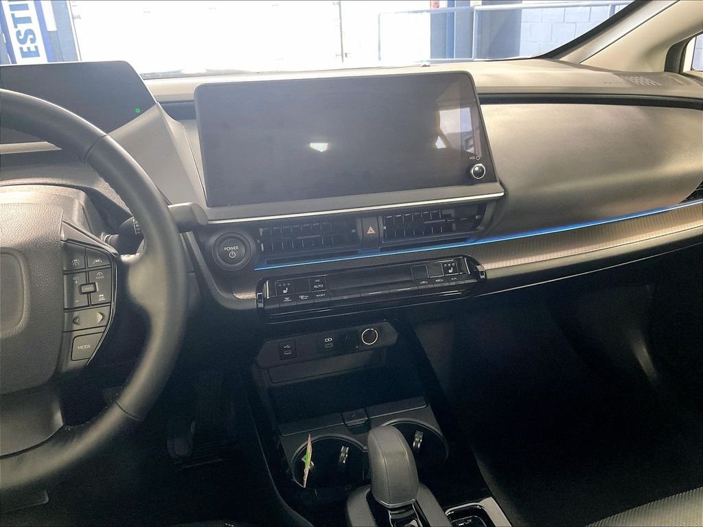 Used 2024 Beige Toyota XLE image 18