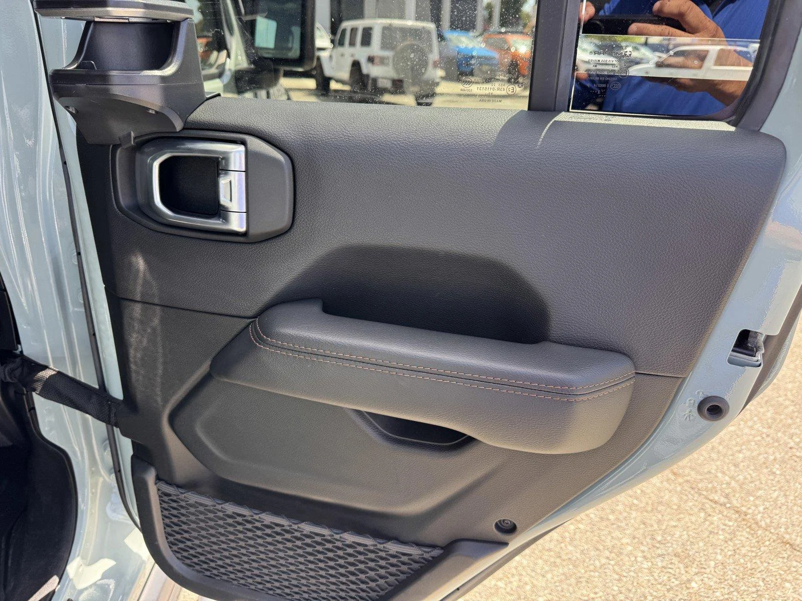 Certified Used 2023 Earl Clearcoat Jeep Rubicon 392 image 12