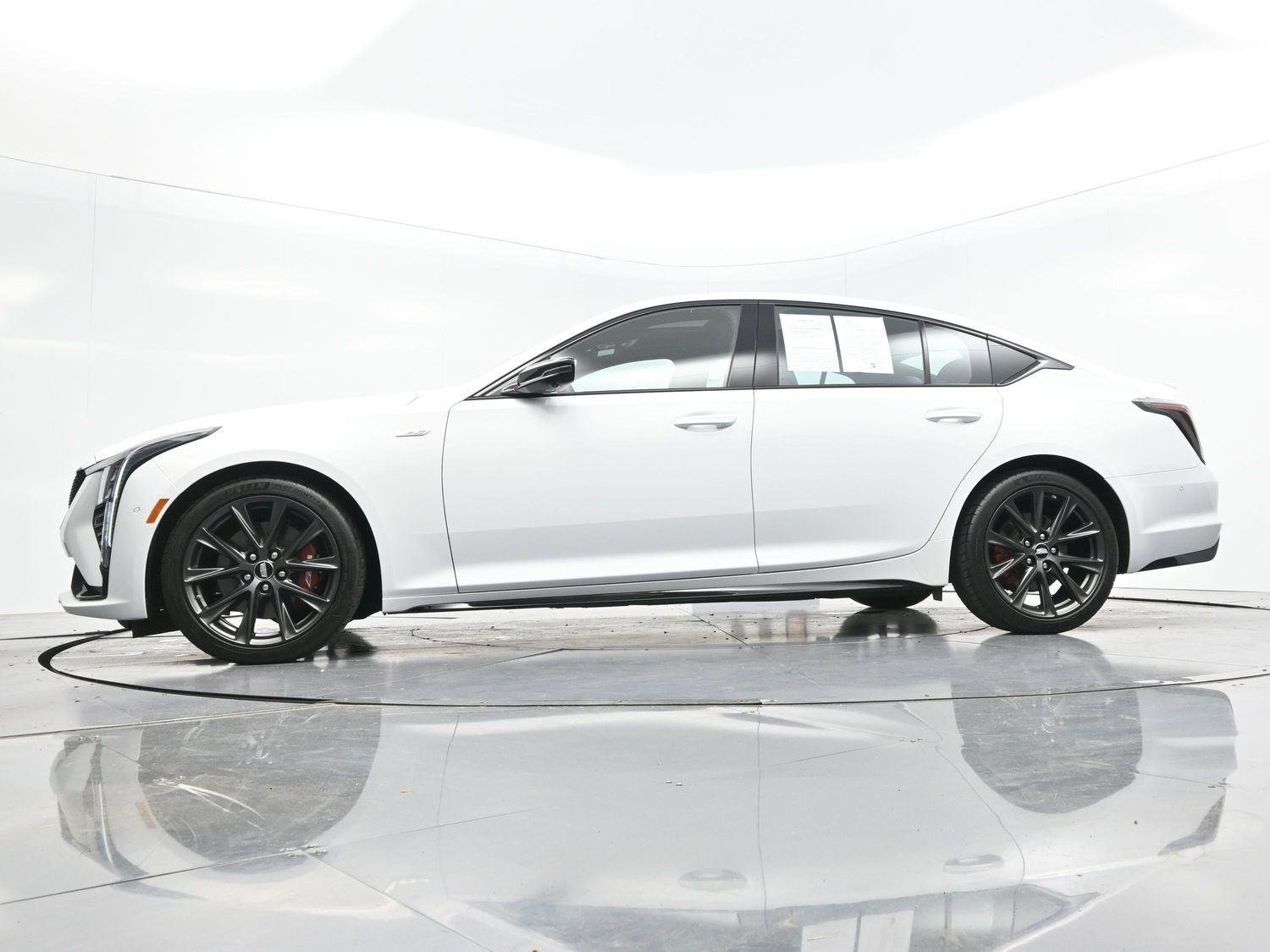 Used 2025 Summit White Cadillac V-Series image 47