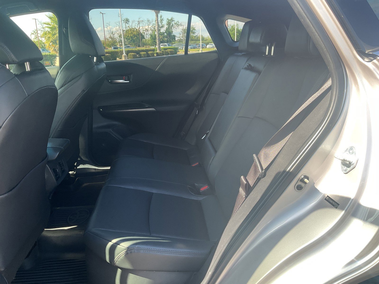 Used 2021 Titanium Toyota XLE image 13