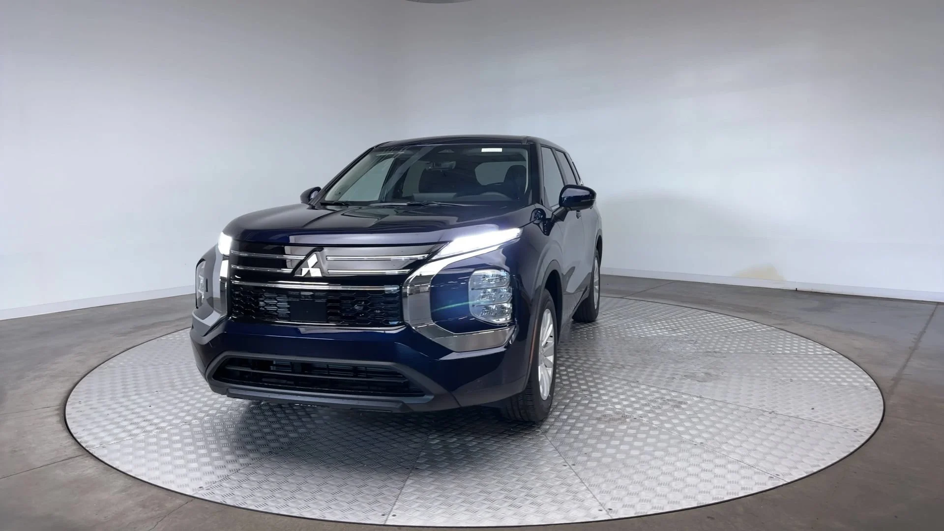 New 2026 Cosmic Blue Metallic Mitsubishi ES 1.5T S-AWC image 3