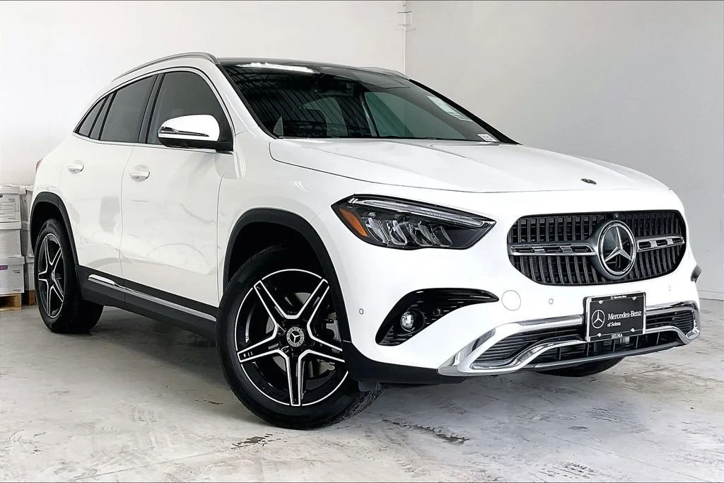 New 2026 Polar White Mercedes-Benz GLA 250 image 13