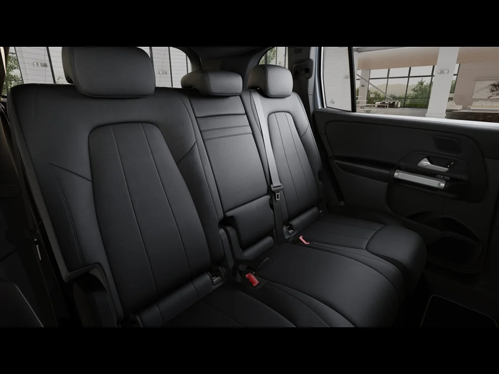 New 2026 Cirrus Silver Metallic Mercedes-Benz GLB 250 4MATIC® image 40