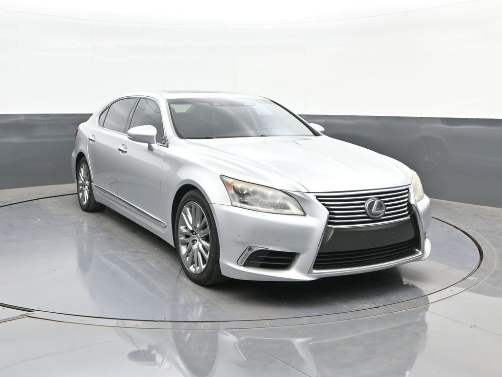 Used 2013 Silver Lexus 460 L image 22