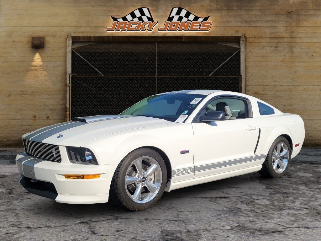 2007 Ford Mustang GT Premium's photo