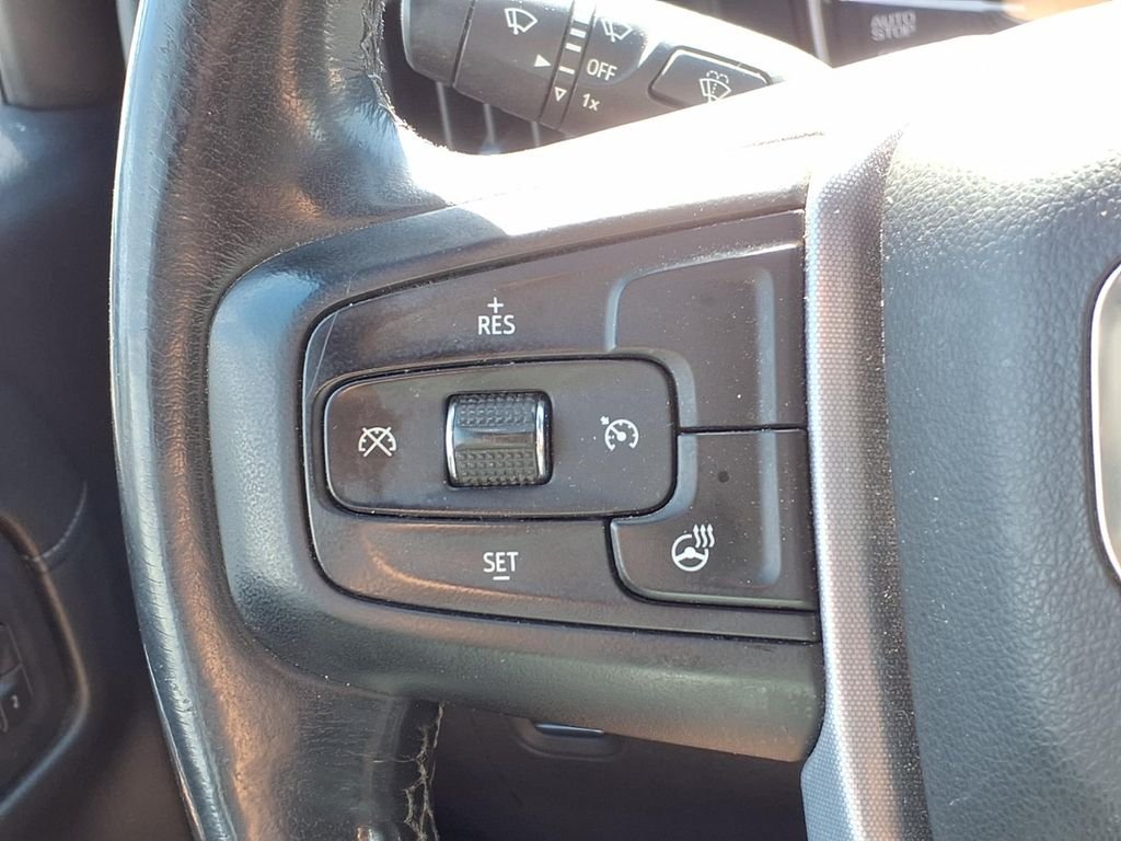 Used 2019 Silver GMC SLT image 23