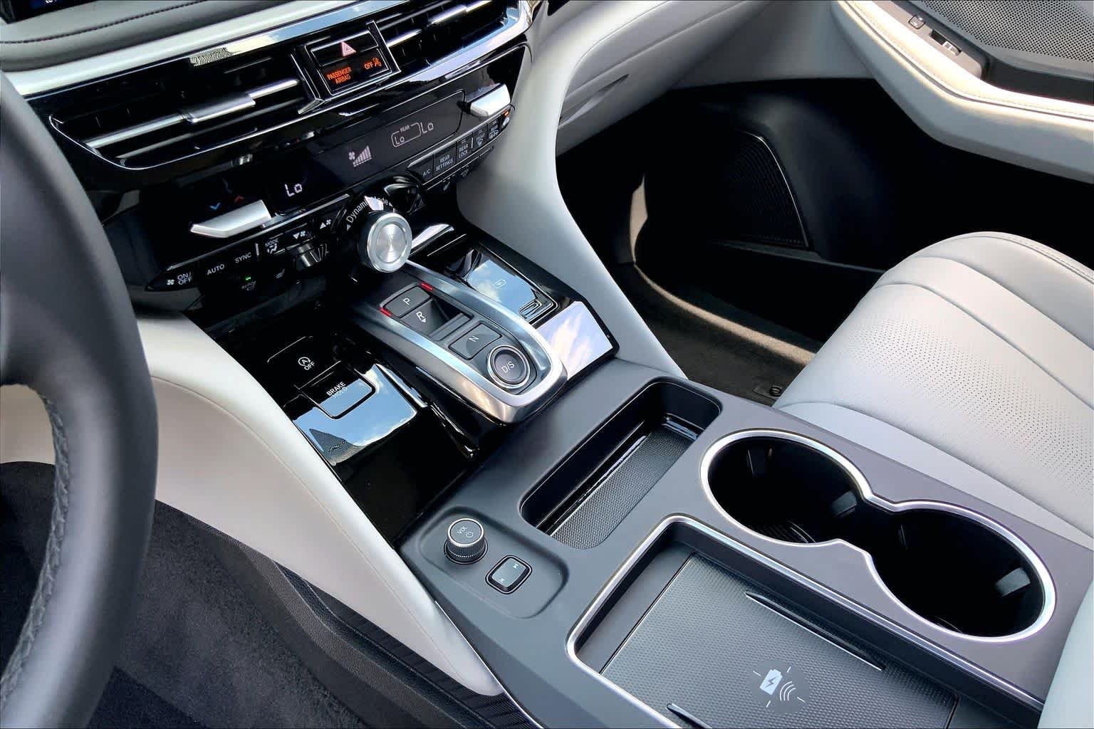 Used 2026 Solar Silver Metallic Acura w/Technology Package image 17