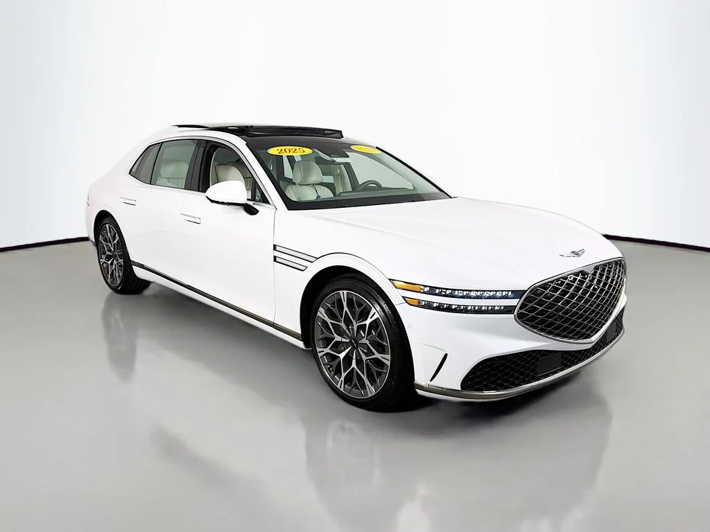 2025 Genesis G90 3.5T E-Supercharger Auto AWD's photo