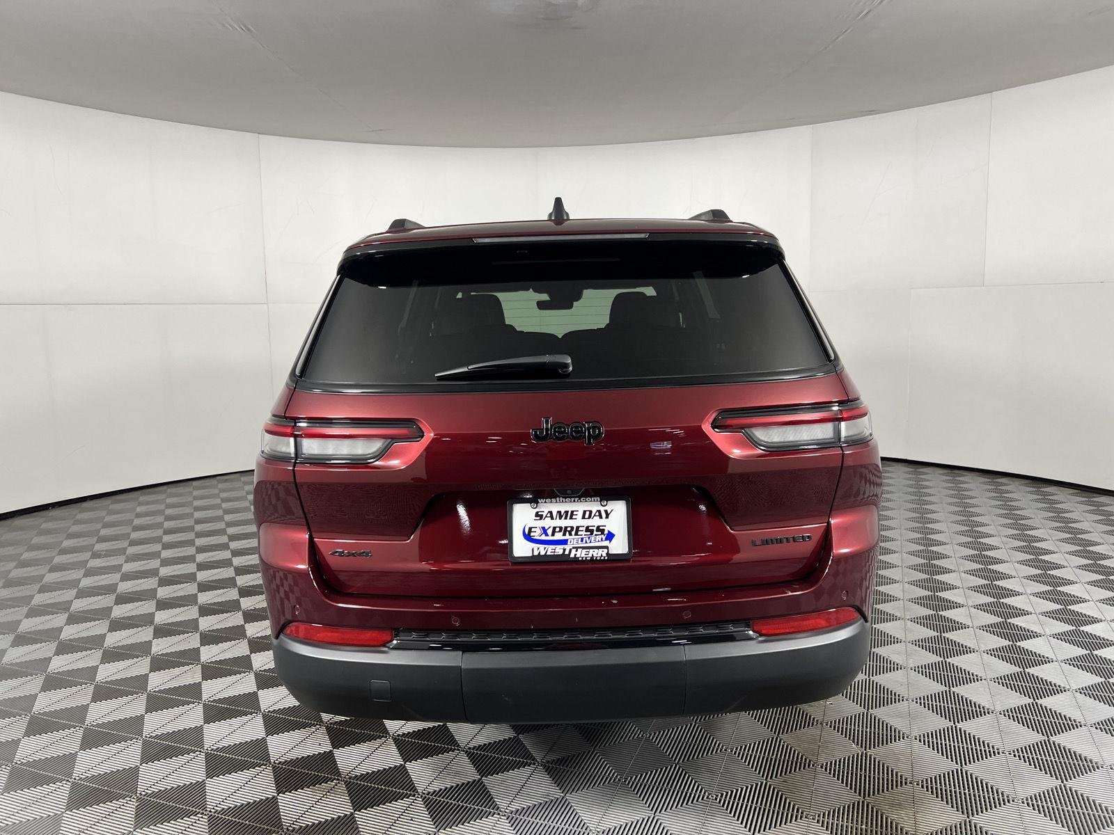 Used 2025 Velvet Red Pearlcoat Jeep Limited image 8