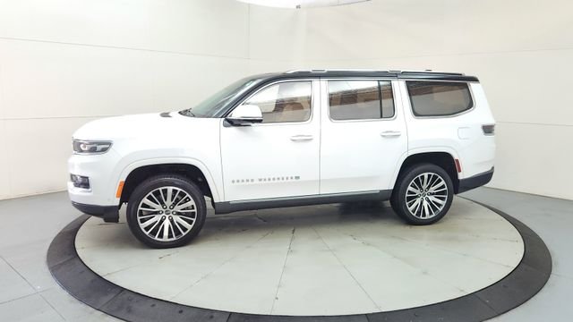 Used 2022 White Jeep Series III image 5