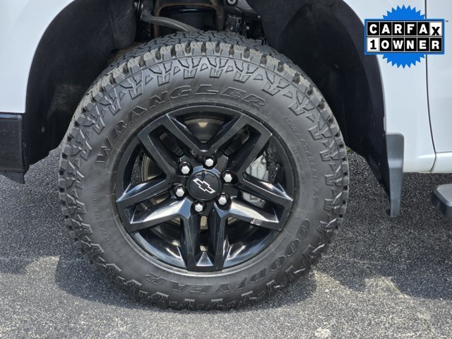 Certified Used 2023 Summit White Chevrolet  image 10