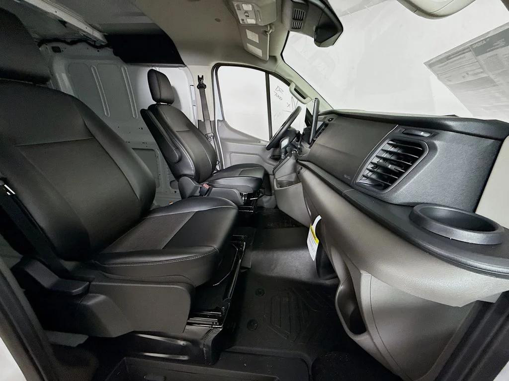 New 2026 Oxford White Ford Cargo Van image 24