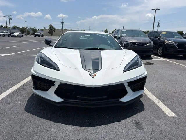 Used 2023 White Chevrolet Stingray image 2